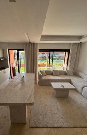 Rez de Jardin T3 Piscine Noria